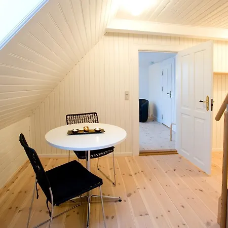 Den Gamle Kobmandsgaard Bed & Breakfast Ribe